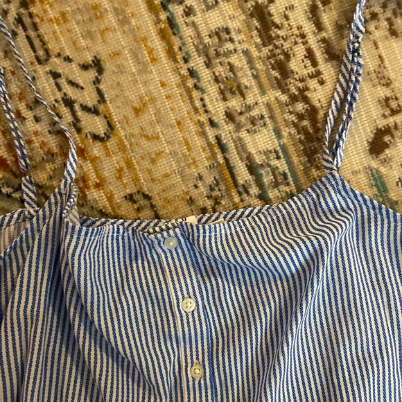 Gap tank top - Picture 3 of 4